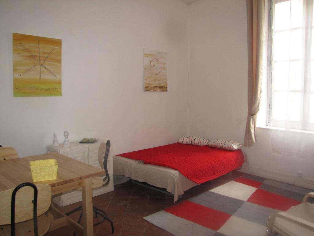 Appartements Cote Pont Vieux-Self Check-In Carcassonne Esterno foto